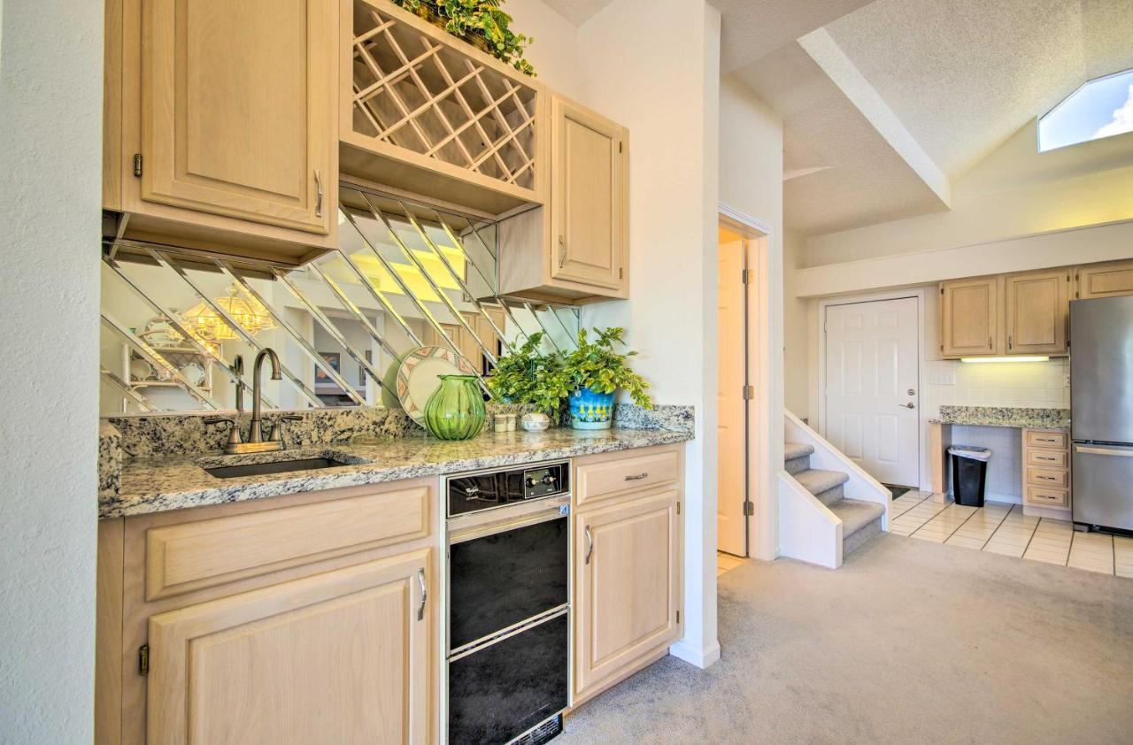 Bright Waterfront Condo With Resort Amenities! Lake Ozark Exterior photo